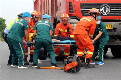 禄劝沛县道路救援